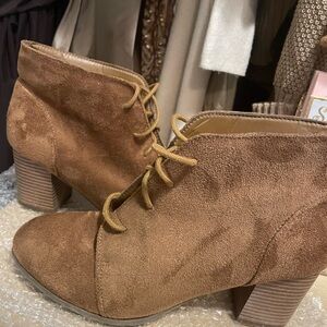 Madden Girl Brown Lace-Up Ankle Boots
